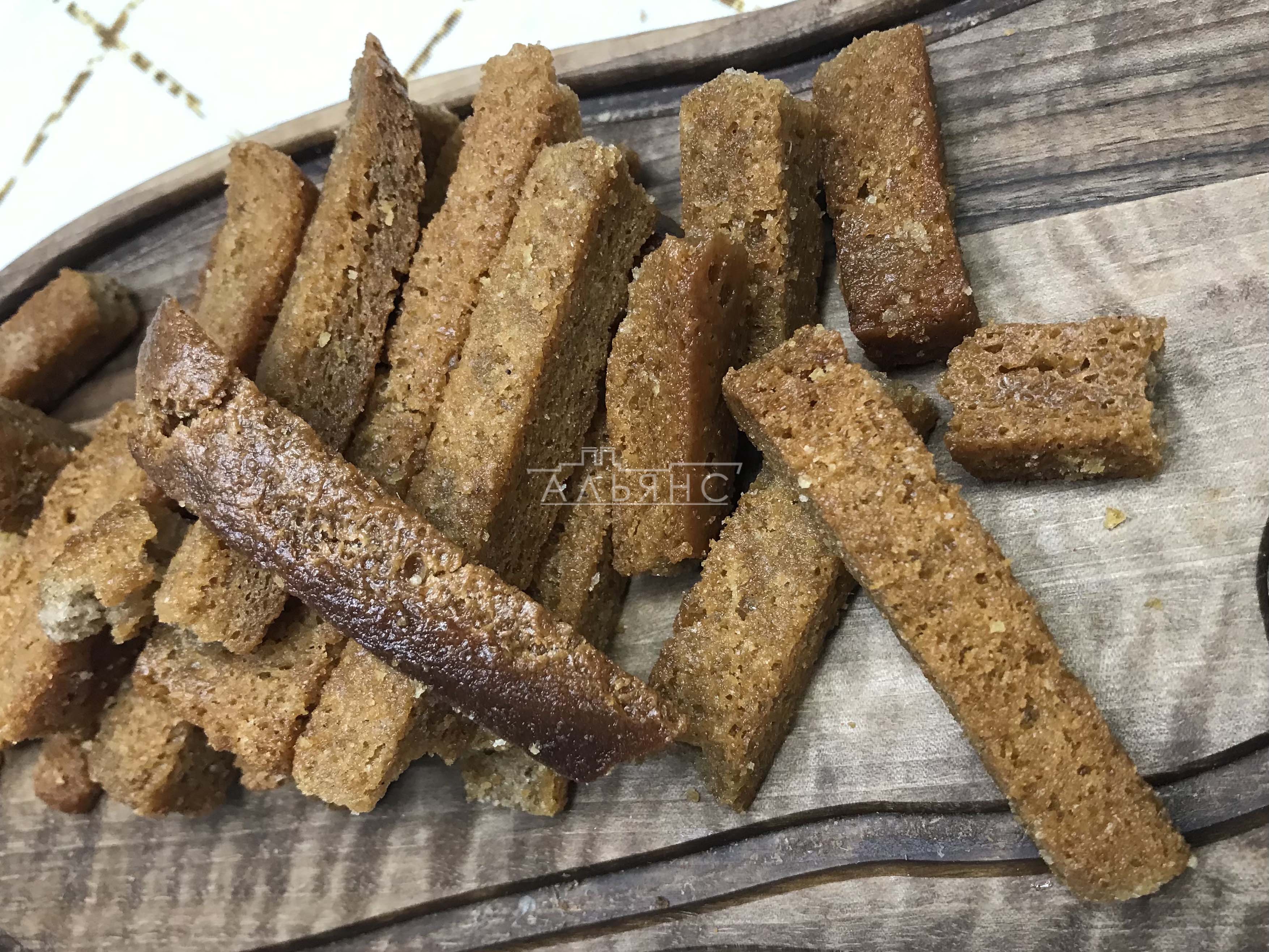 Деревенские гренки с чесноком в Невтекамске